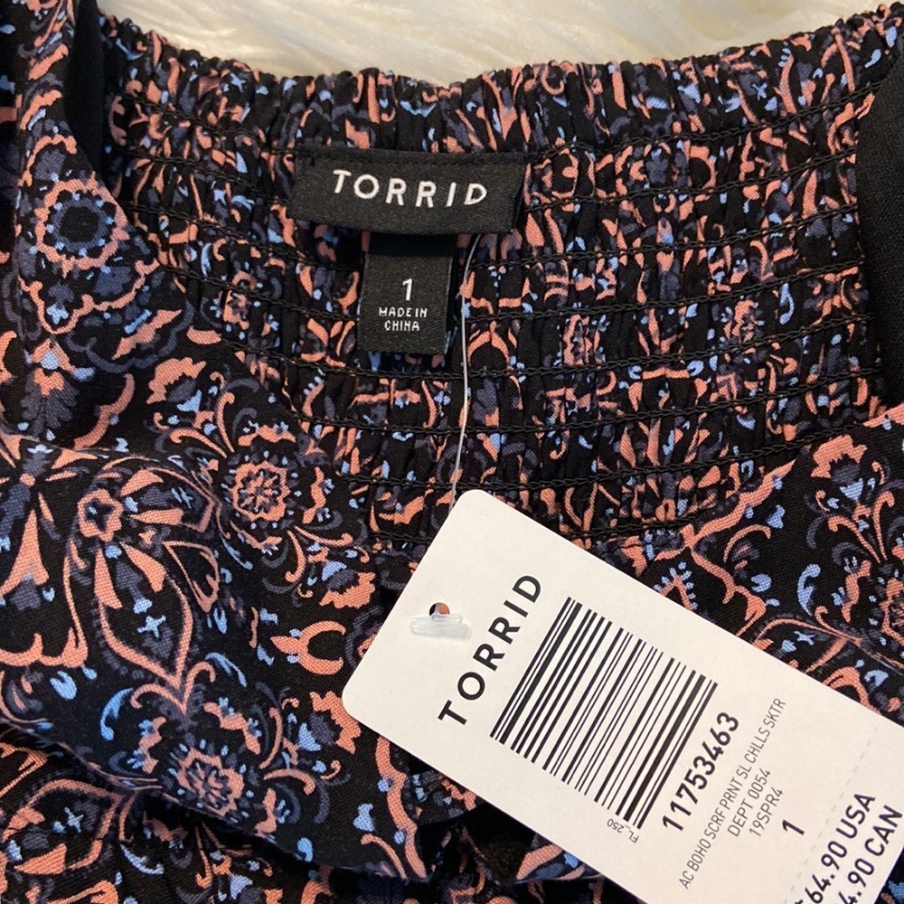 Torrid  Women Dress size 1 beautiful dress bust 40” brand new with tag - Picture 7 of 9